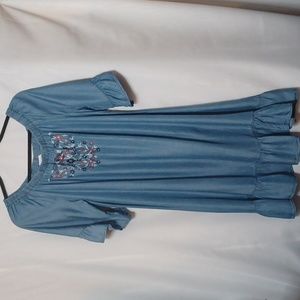 Dreams & Co Women's Blue Lyocell Embroidered Ruffle Dress. Size 18/20